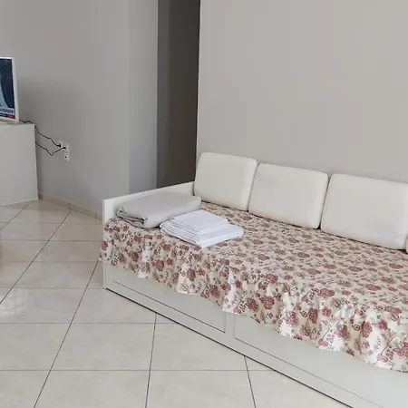Gianni & Sophia Airport House Apartment Artemida  Exterior photo